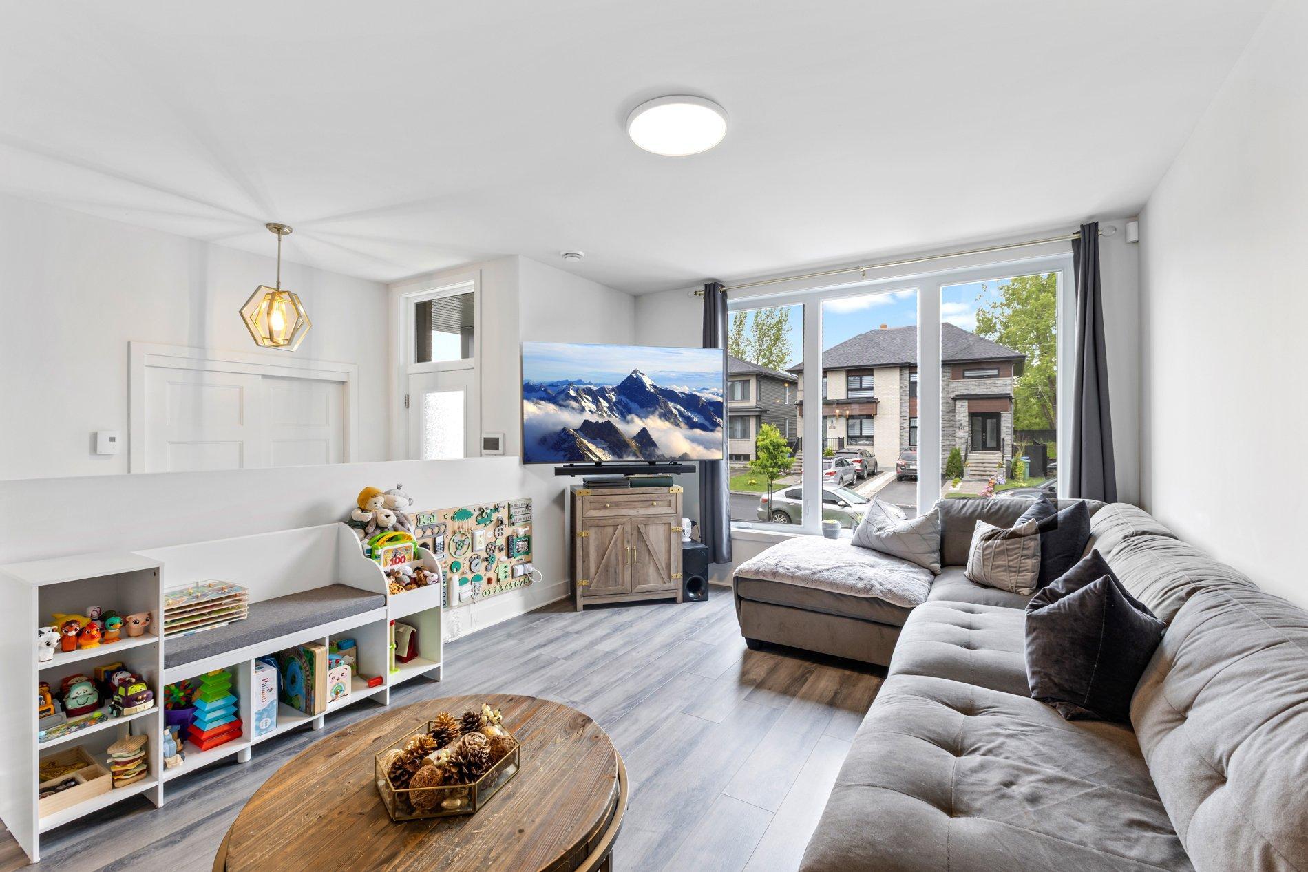 









562


Rue des Ancolies

,
Saint-Eustache,




QC
J7P0G4

