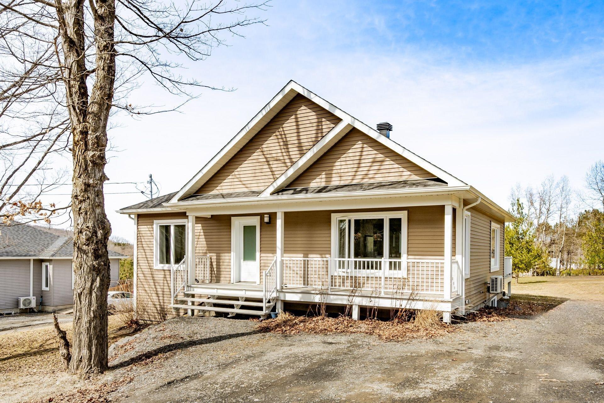 









347


Ch. Parker

,
Dixville,




QC
J0B1P0

