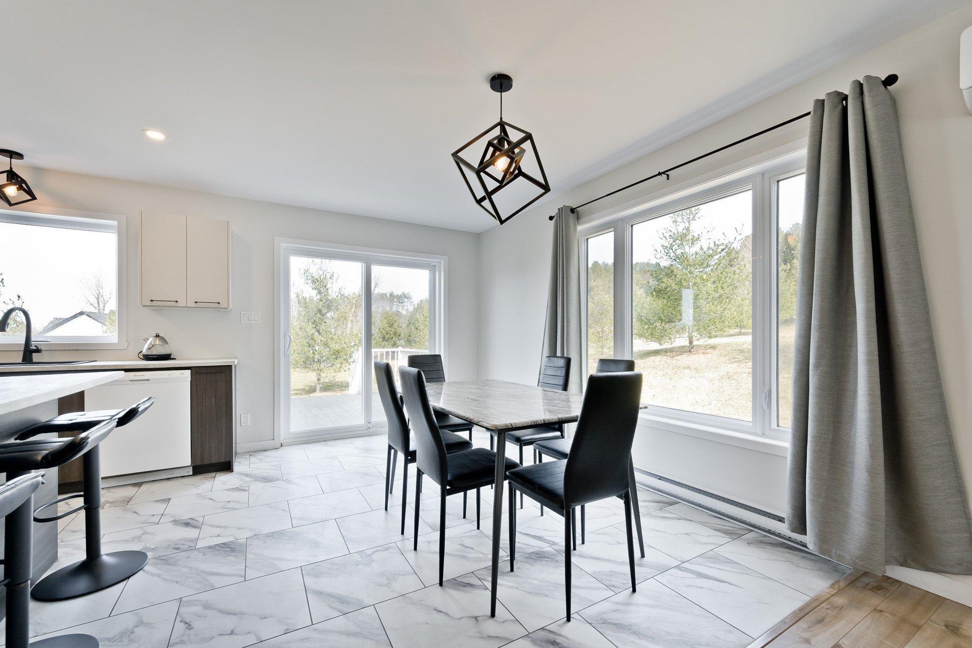 









347


Ch. Parker

,
Dixville,




QC
J0B1P0


