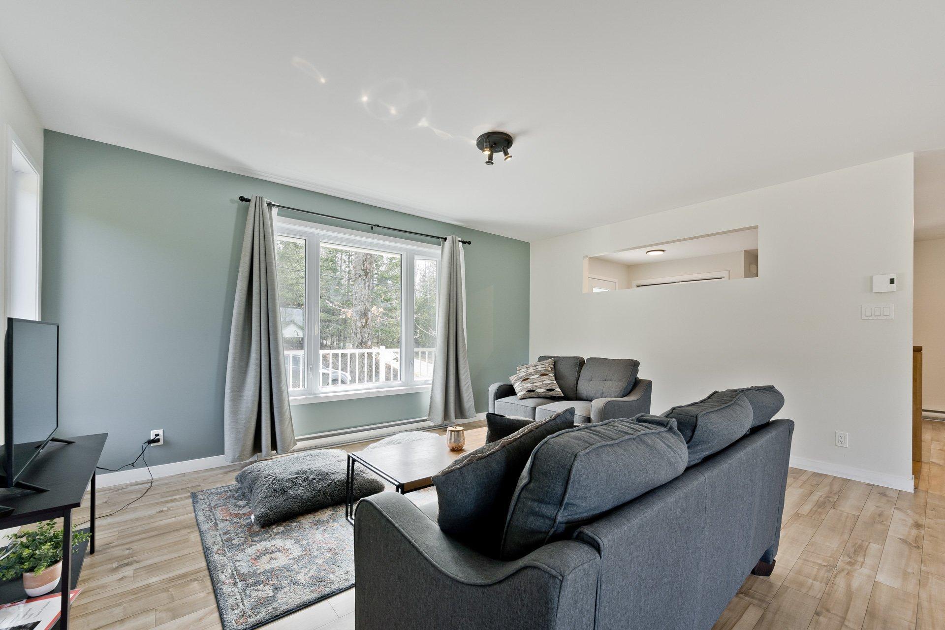 









347


Ch. Parker

,
Dixville,




QC
J0B1P0

