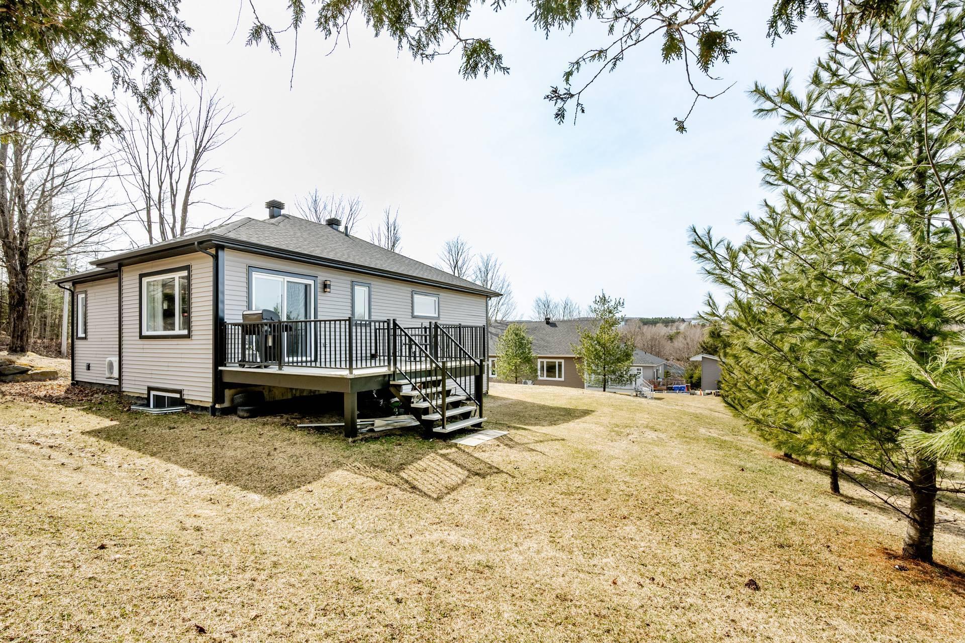 









349


Ch. Parker

,
Dixville,




QC
J0B1P0

