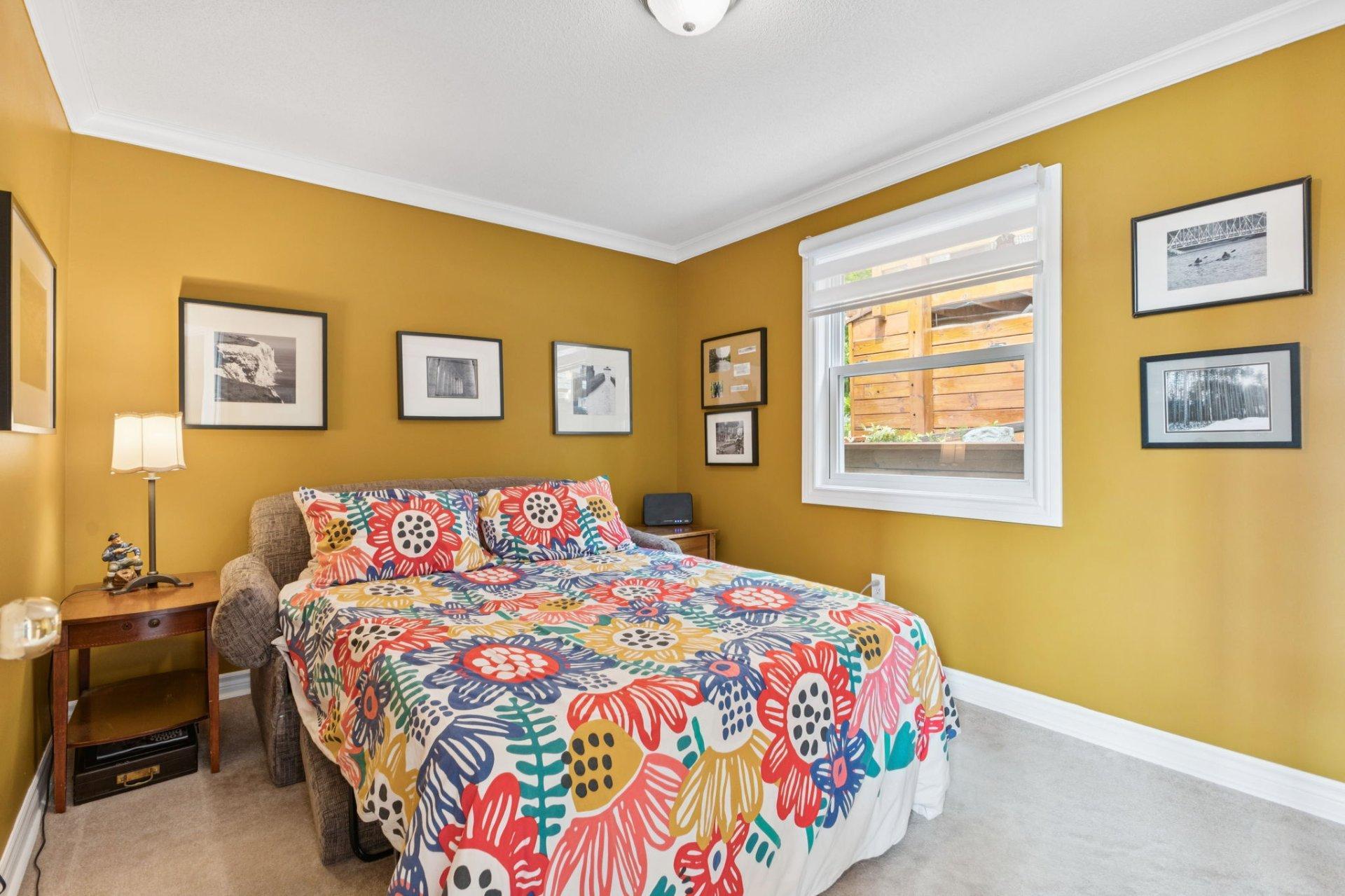 









12


Ch. B.-Leclair

,
Val-des-Monts,




QC
J8N2R7

