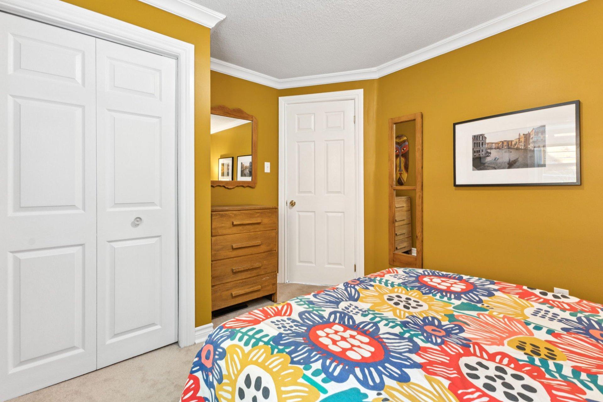









12


Ch. B.-Leclair

,
Val-des-Monts,




QC
J8N2R7

