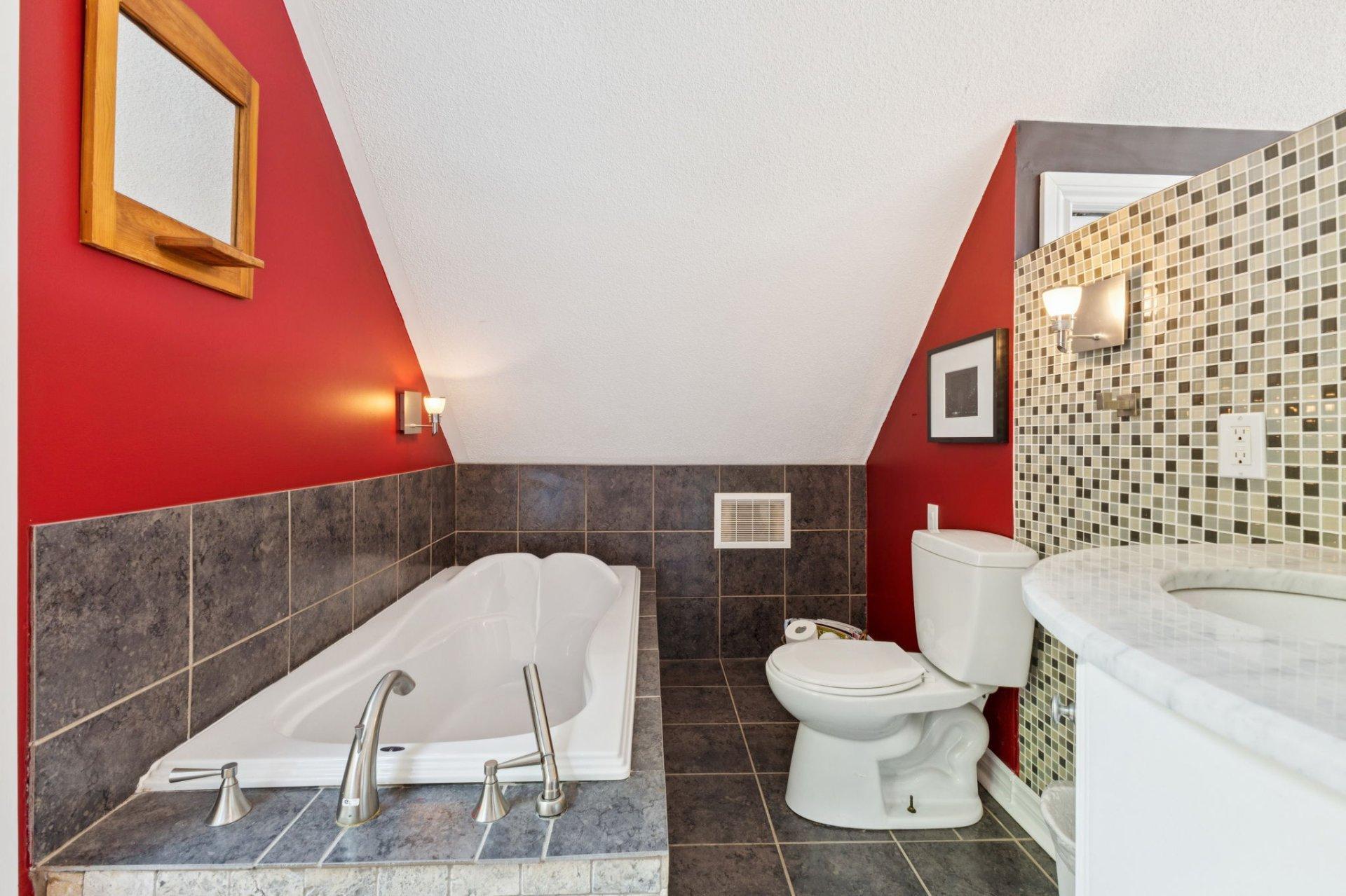 









12


Ch. B.-Leclair

,
Val-des-Monts,




QC
J8N2R7

