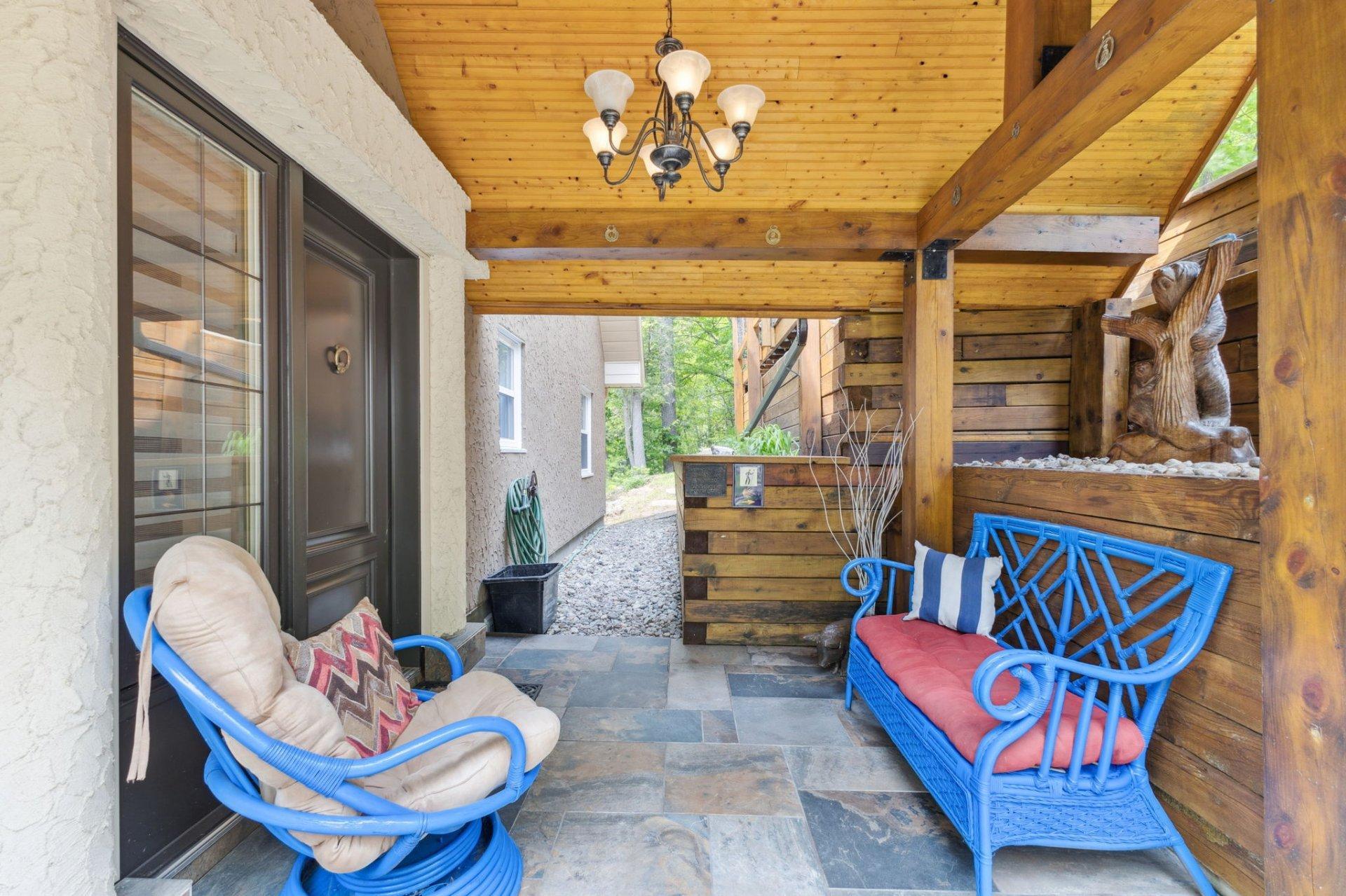 









12


Ch. B.-Leclair

,
Val-des-Monts,




QC
J8N2R7

