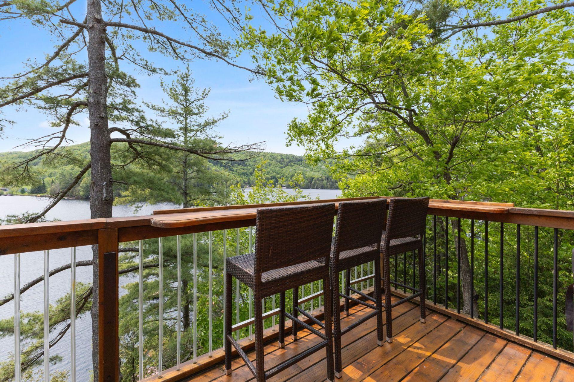 









12


Ch. B.-Leclair

,
Val-des-Monts,




QC
J8N2R7

