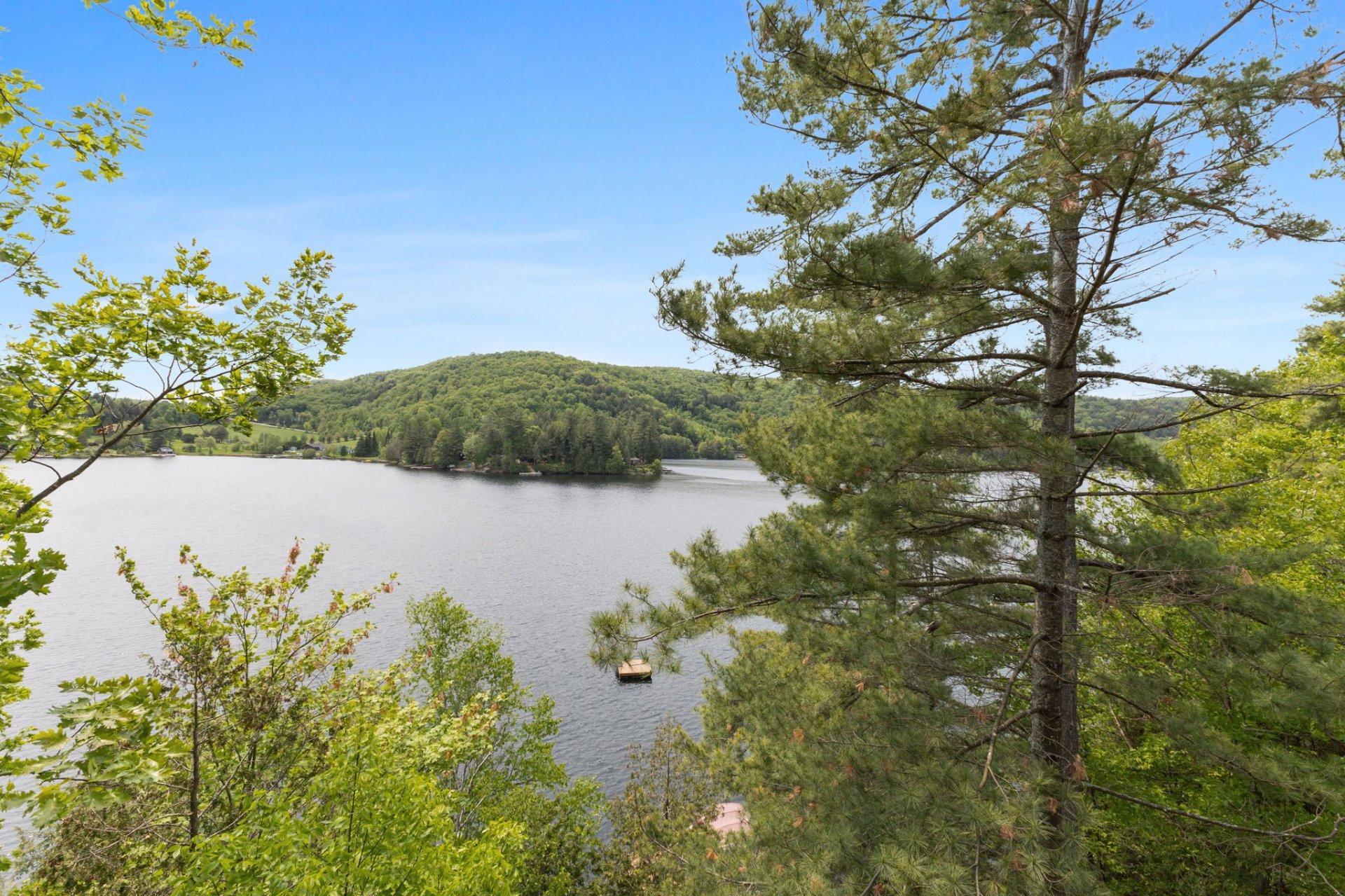 









12


Ch. B.-Leclair

,
Val-des-Monts,




QC
J8N2R7

