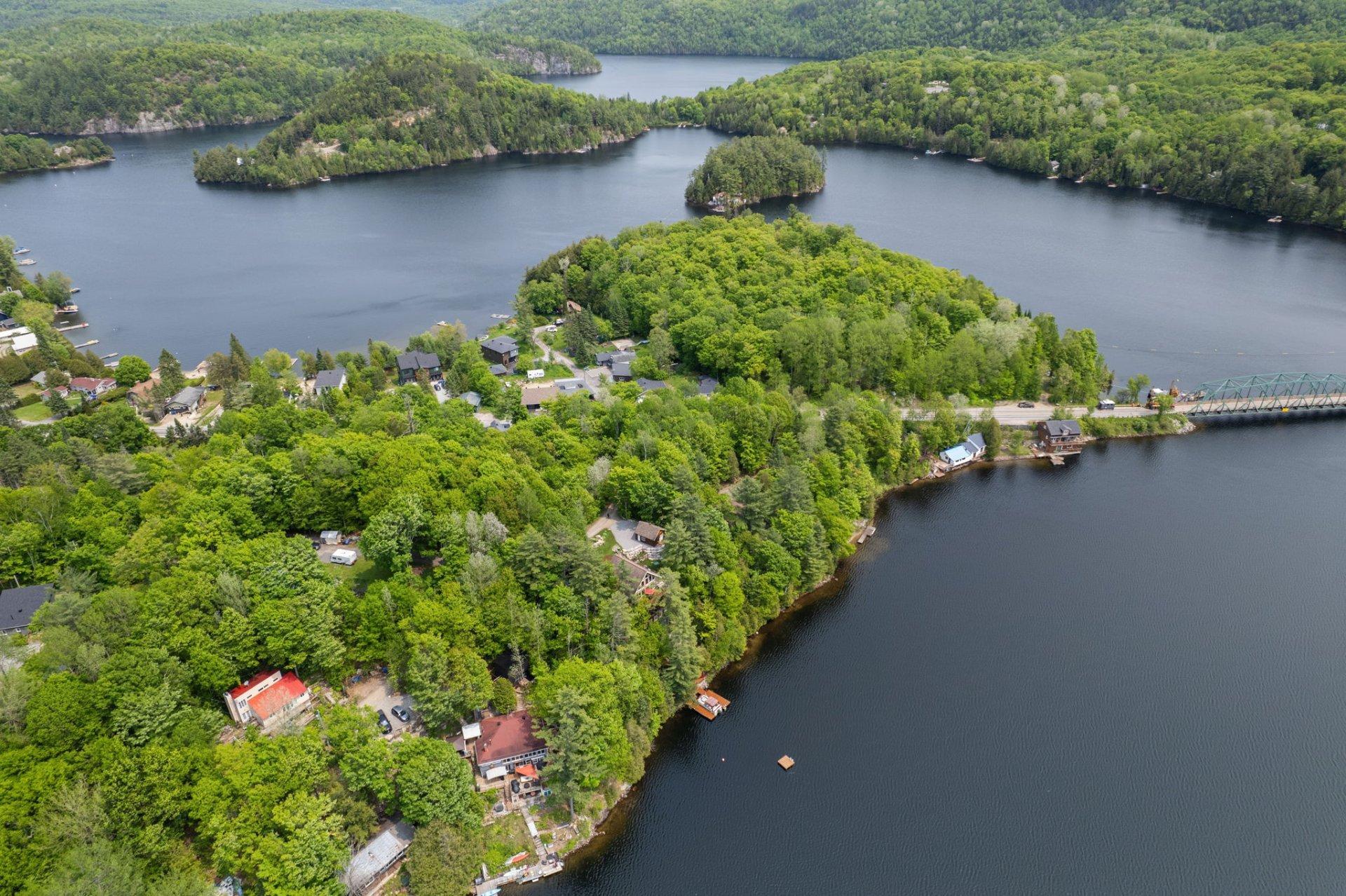 









12


Ch. B.-Leclair

,
Val-des-Monts,




QC
J8N2R7

