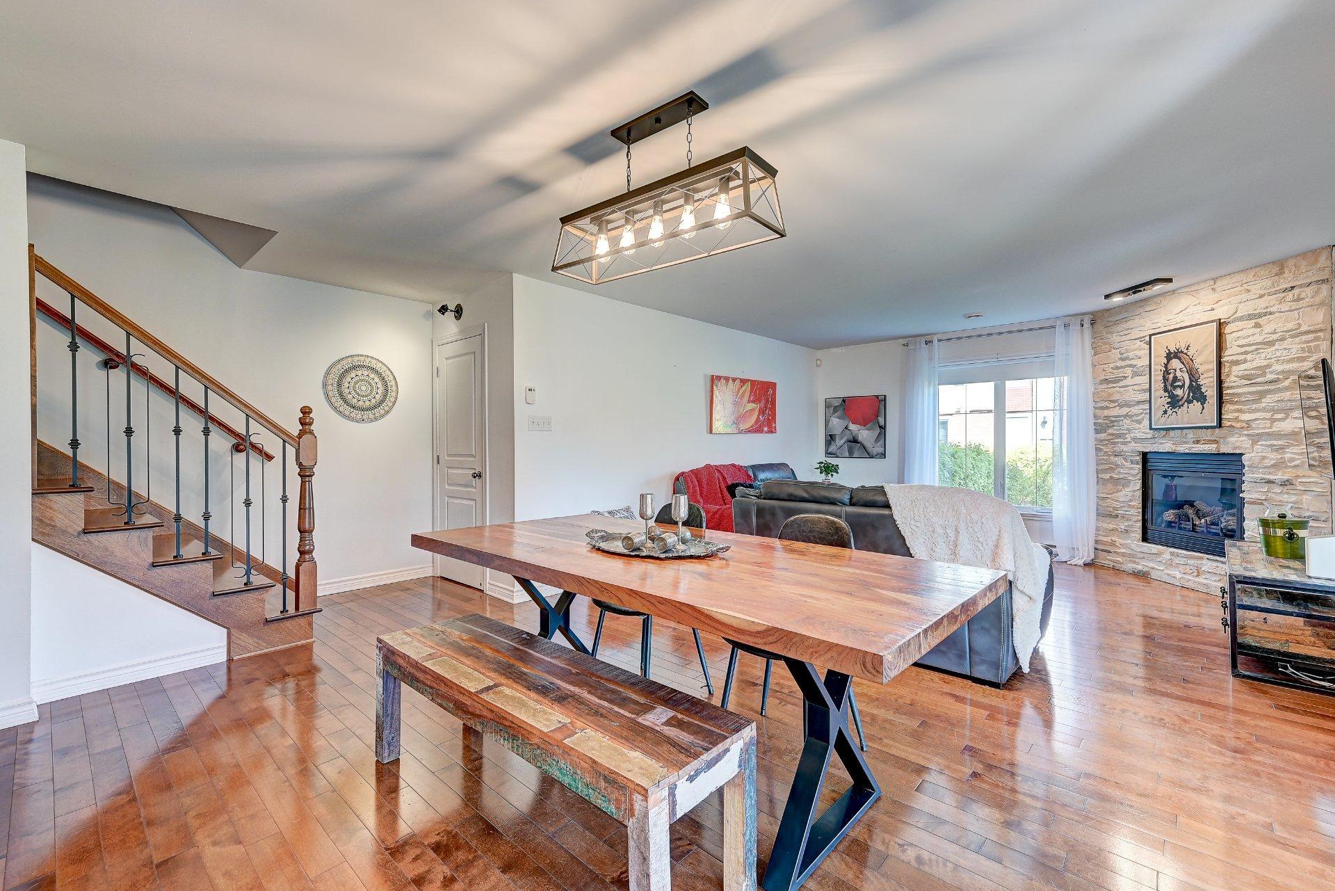 









638


Rue des Sureaux

, 2,
Boucherville,




QC
J4B0J4

