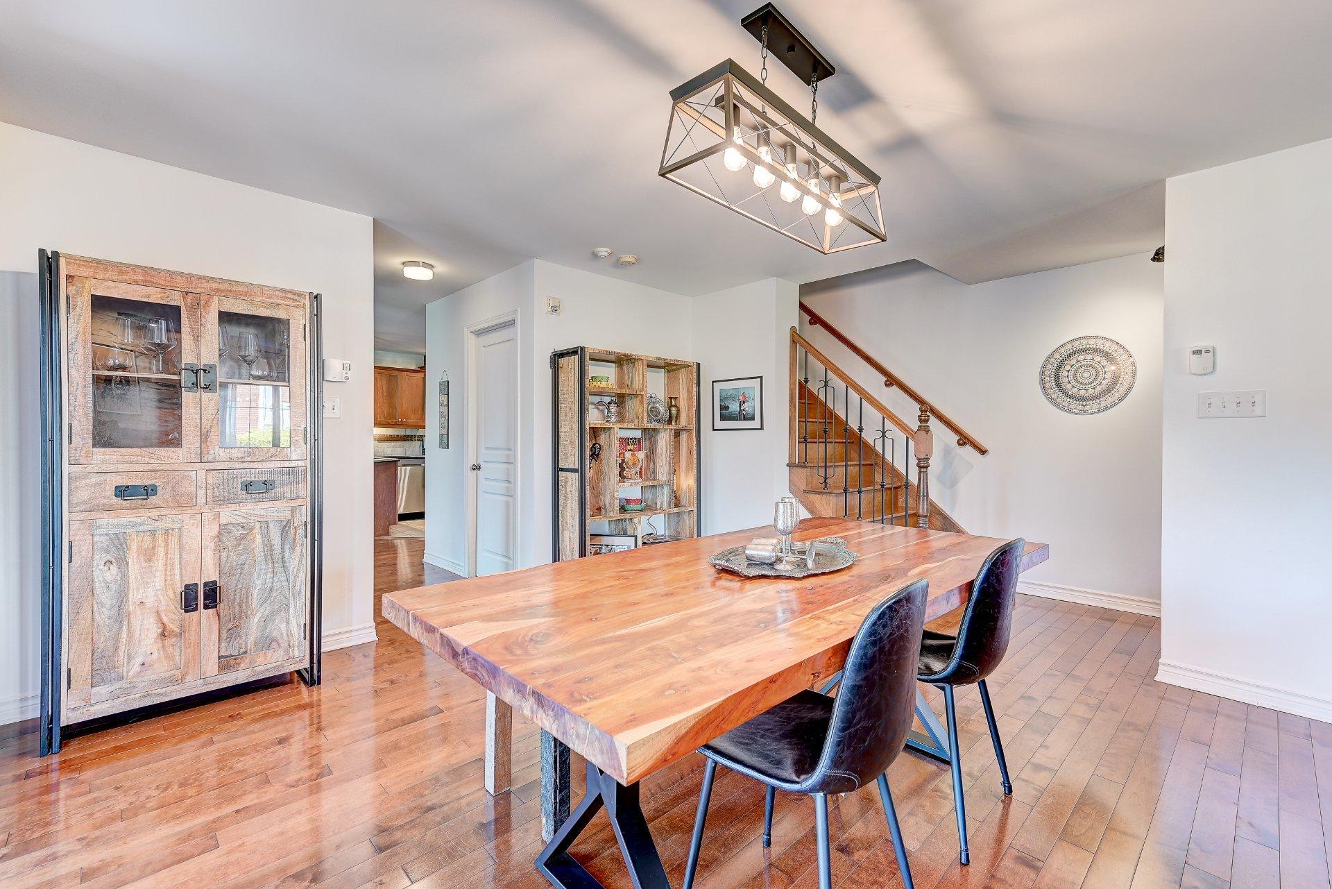 









638


Rue des Sureaux

, 2,
Boucherville,




QC
J4B0J4

