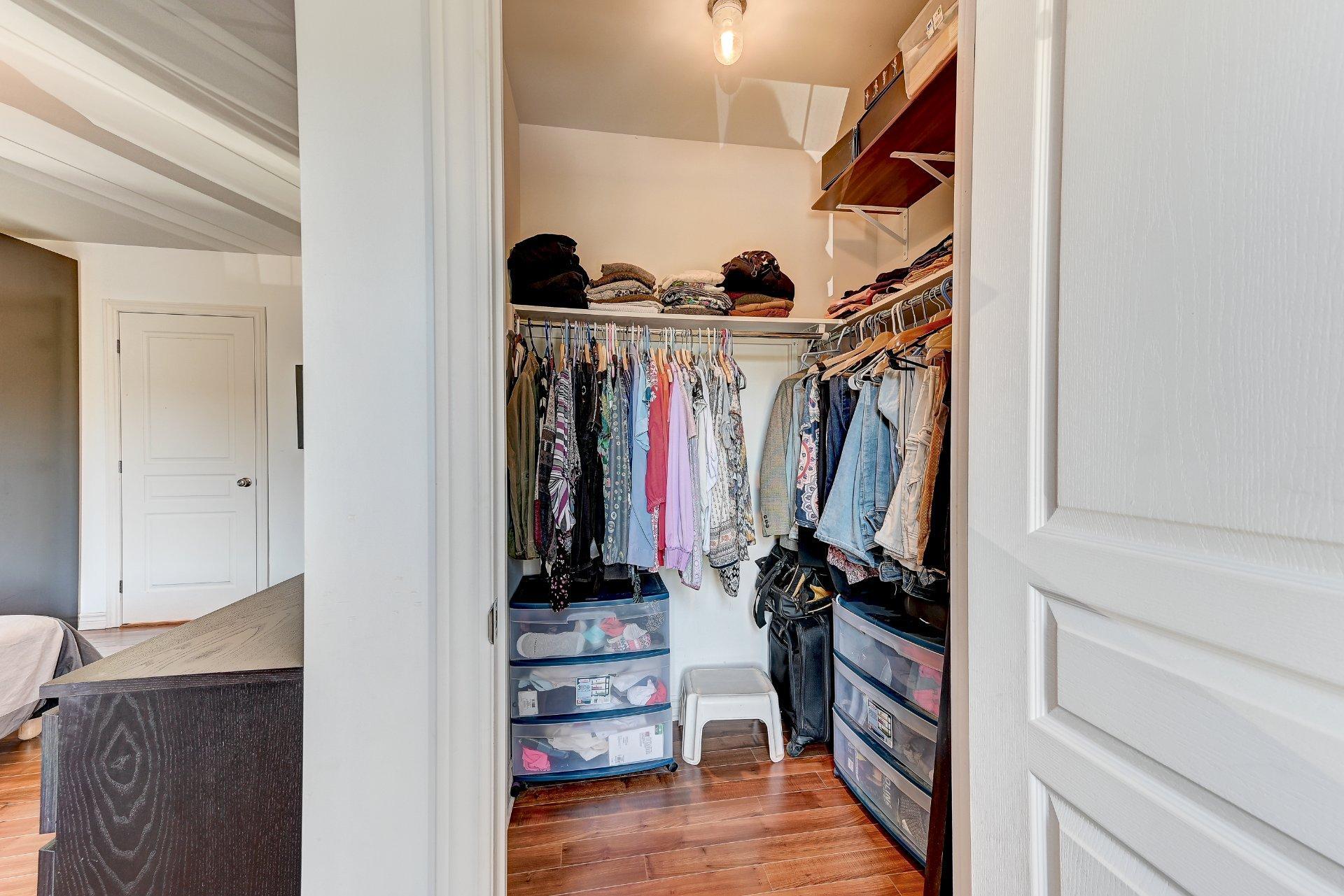 









638


Rue des Sureaux

, 2,
Boucherville,




QC
J4B0J4

