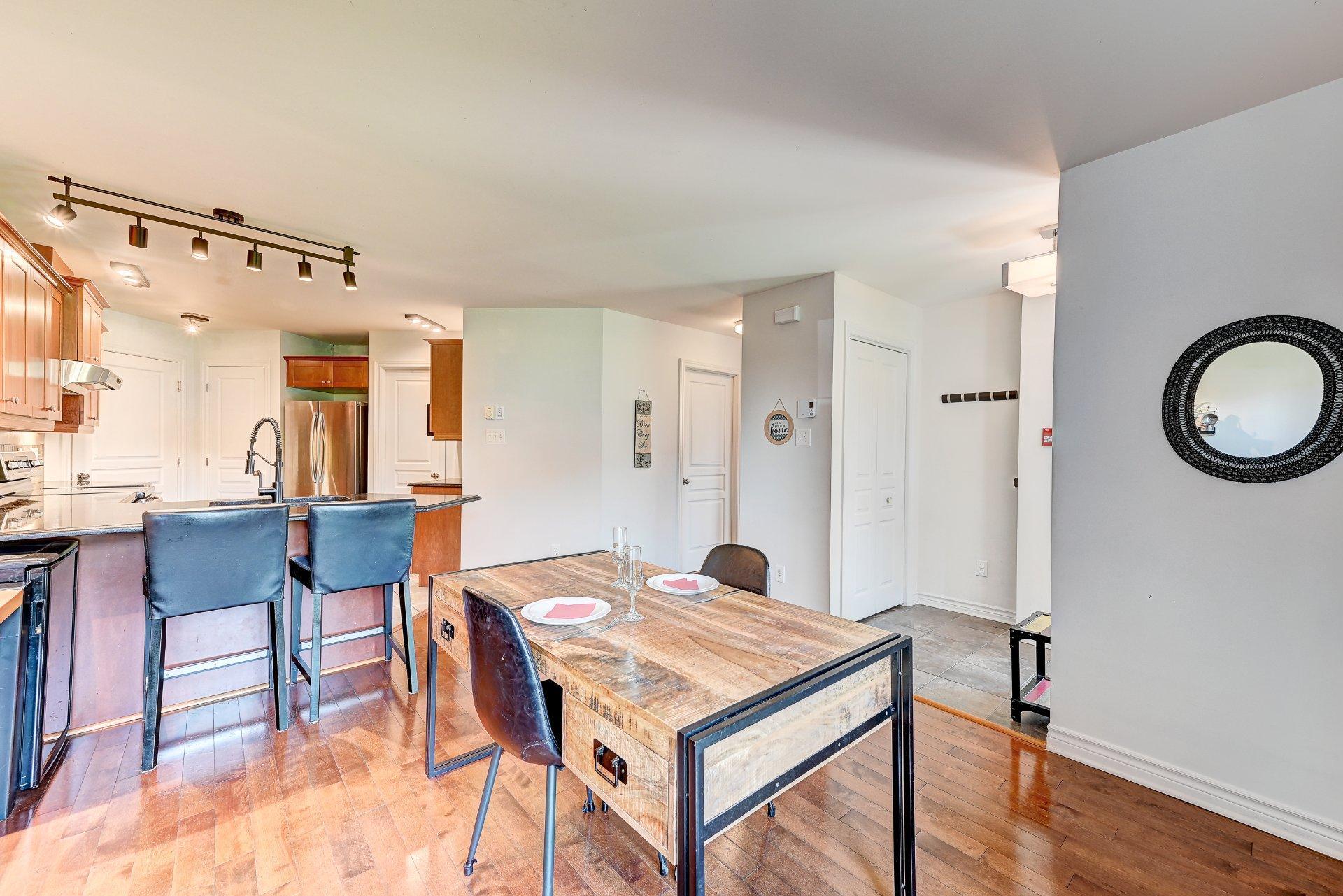 









638


Rue des Sureaux

, 2,
Boucherville,




QC
J4B0J4

