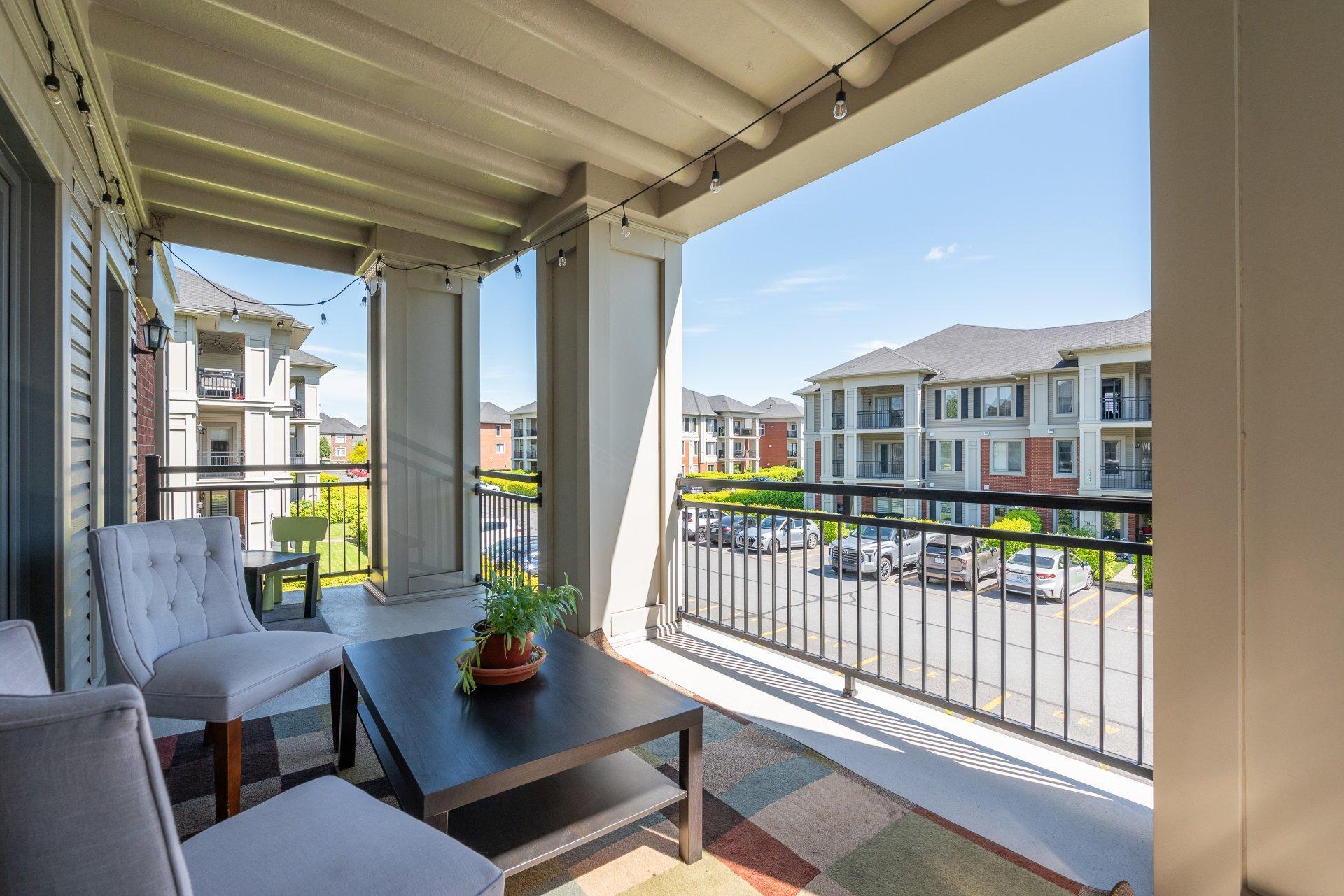 









638


Rue des Sureaux

, 2,
Boucherville,




QC
J4B0J4

