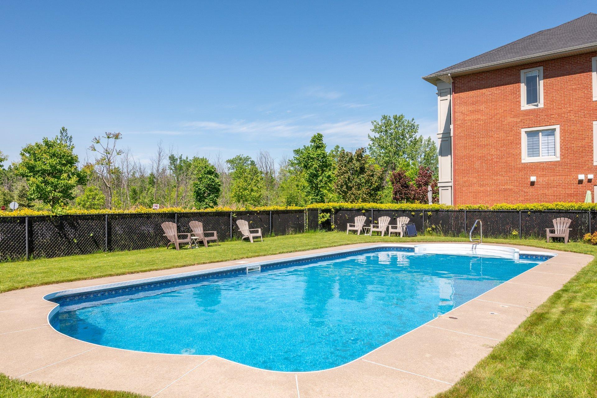 









638


Rue des Sureaux

, 2,
Boucherville,




QC
J4B0J4

