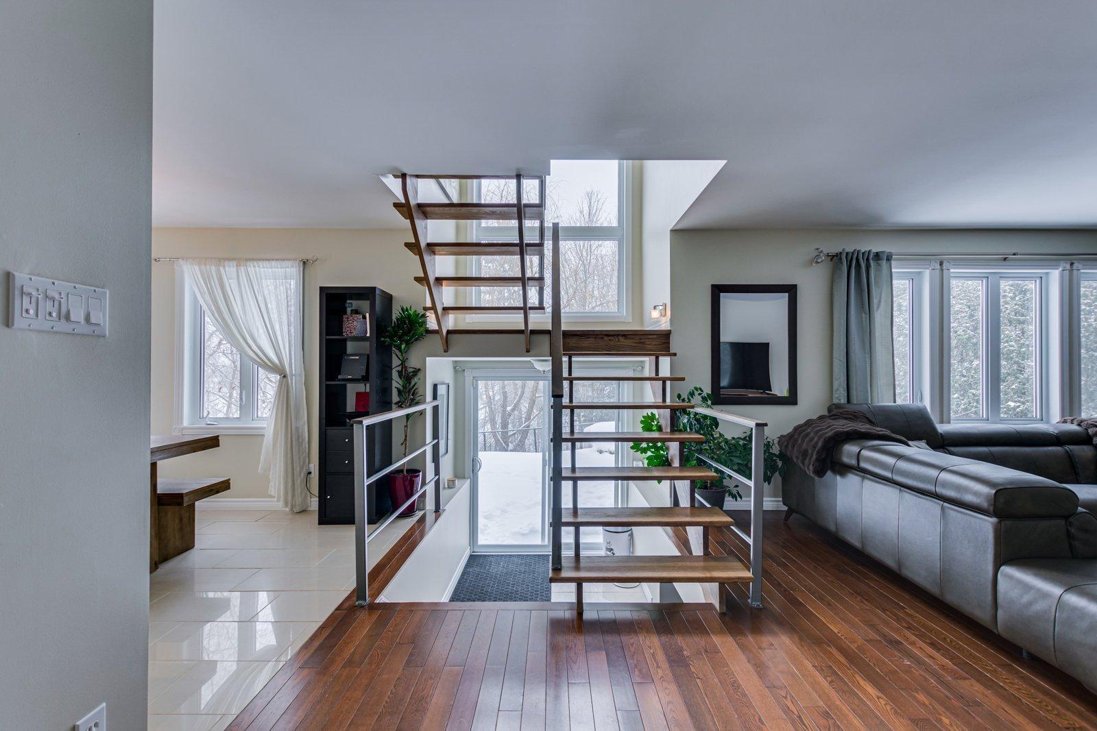 









24


Rue de Fermont

,
Gatineau (Gatineau),




QC
J8R2E5

