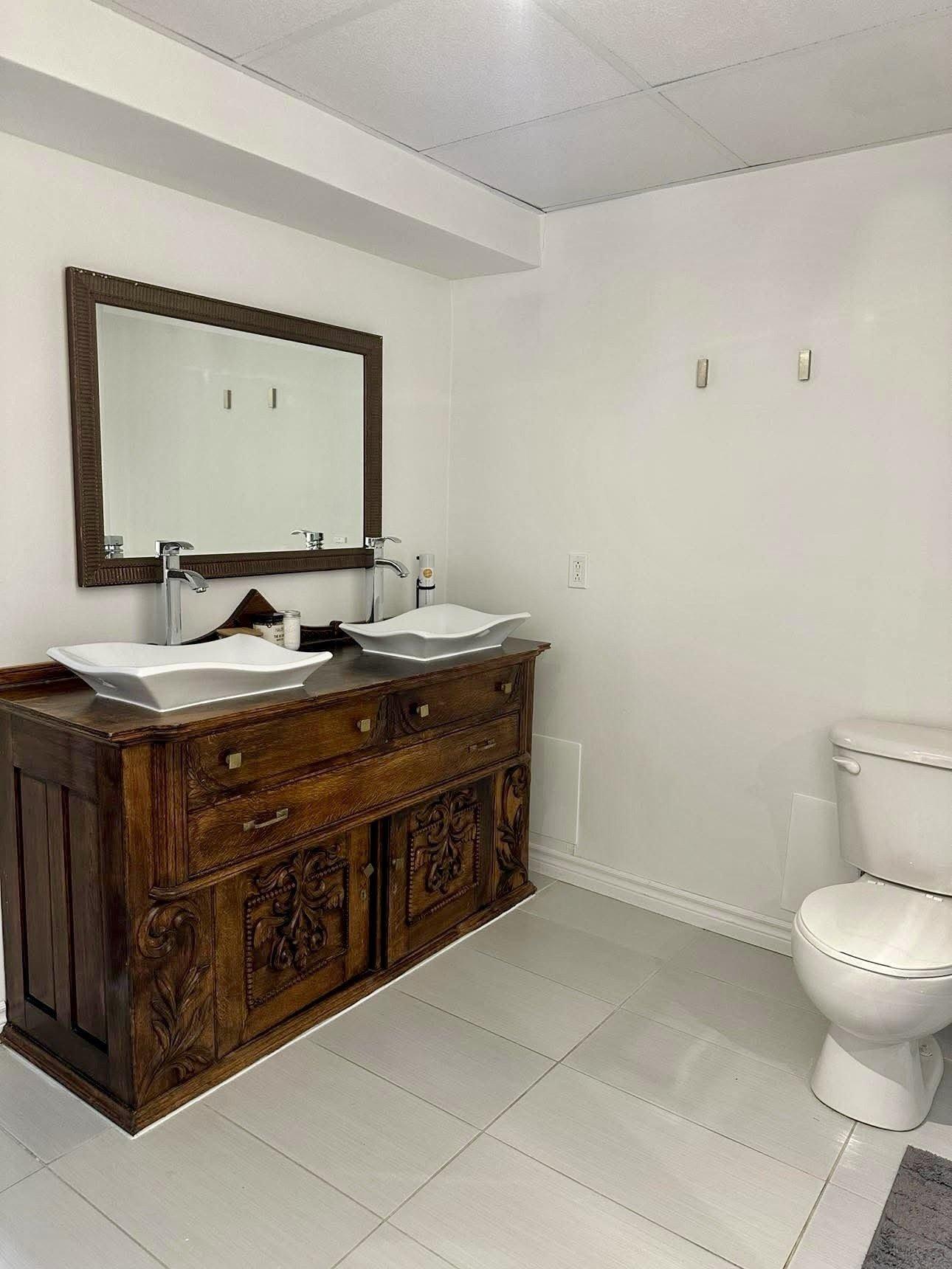 









24


Rue de Fermont

,
Gatineau (Gatineau),




QC
J8R2E5

