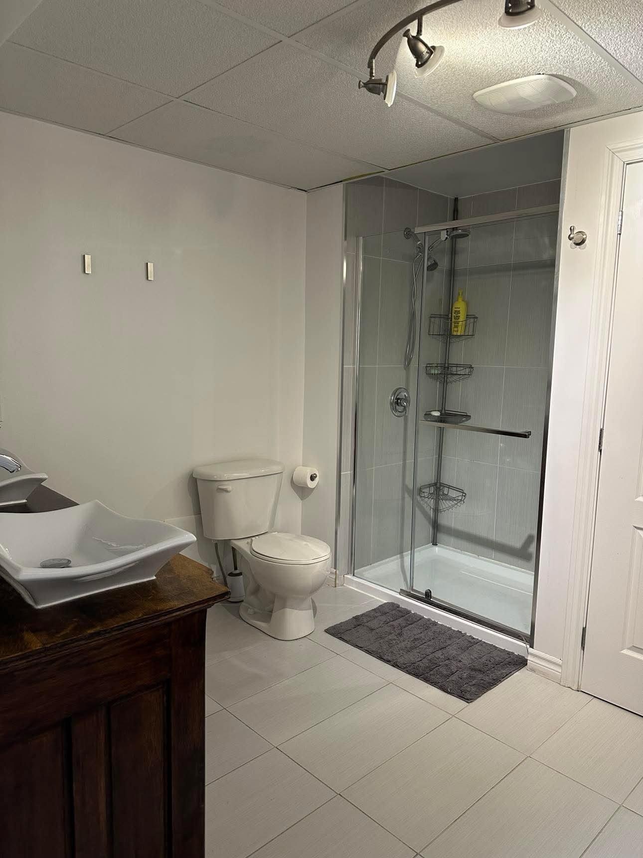 









24


Rue de Fermont

,
Gatineau (Gatineau),




QC
J8R2E5

