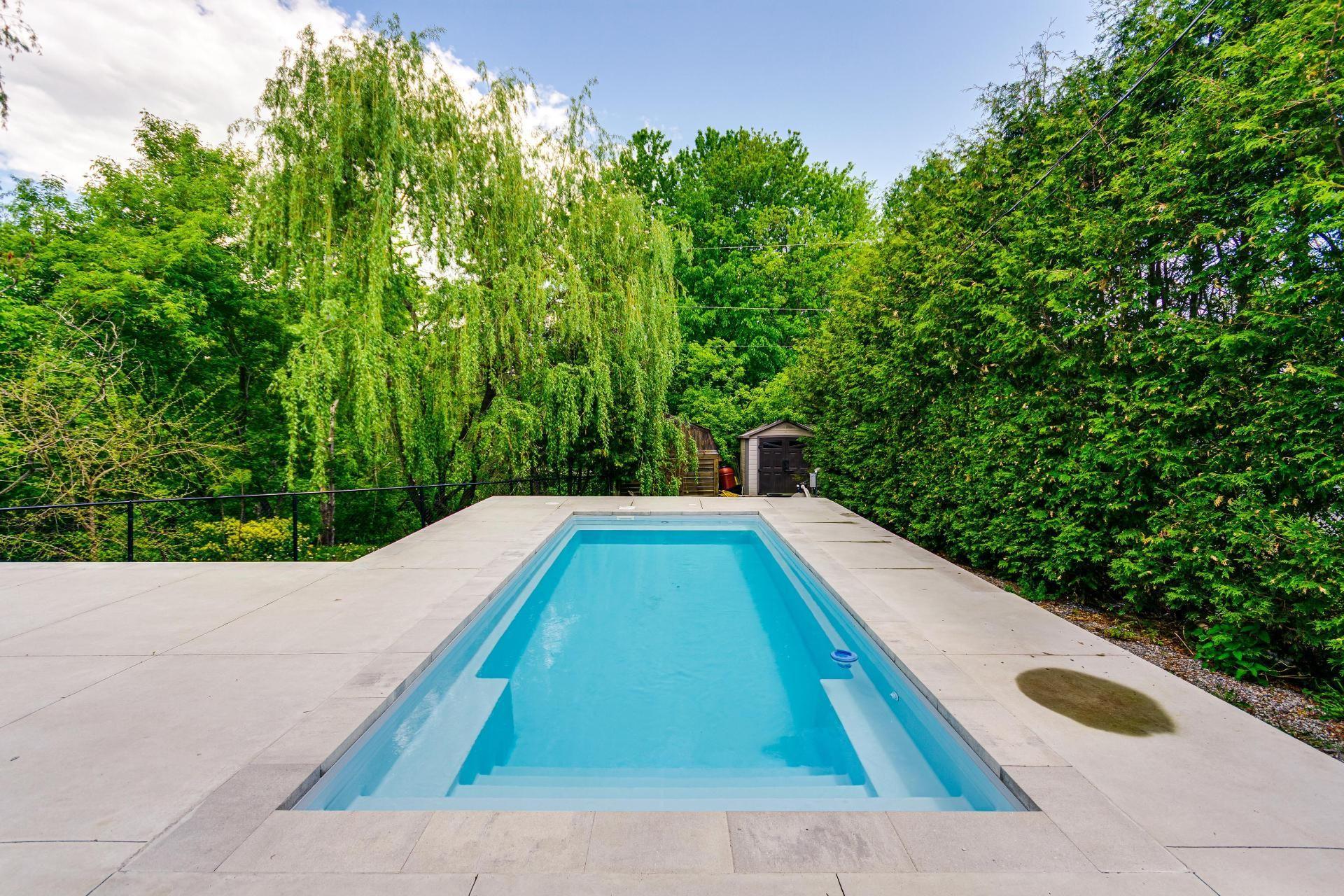 









24


Rue de Fermont

,
Gatineau (Gatineau),




QC
J8R2E5

