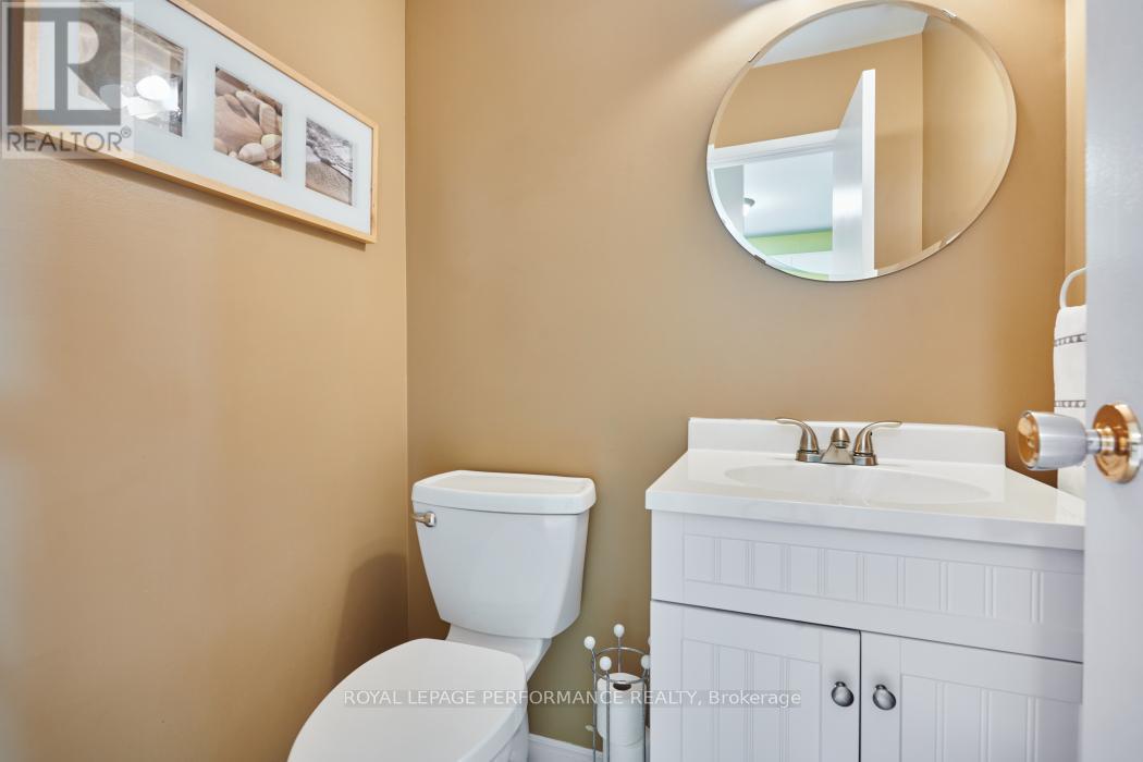 












61 - 3344 UPLANDS DRIVE

,
Ottawa,




Ontario
K1V9R9

