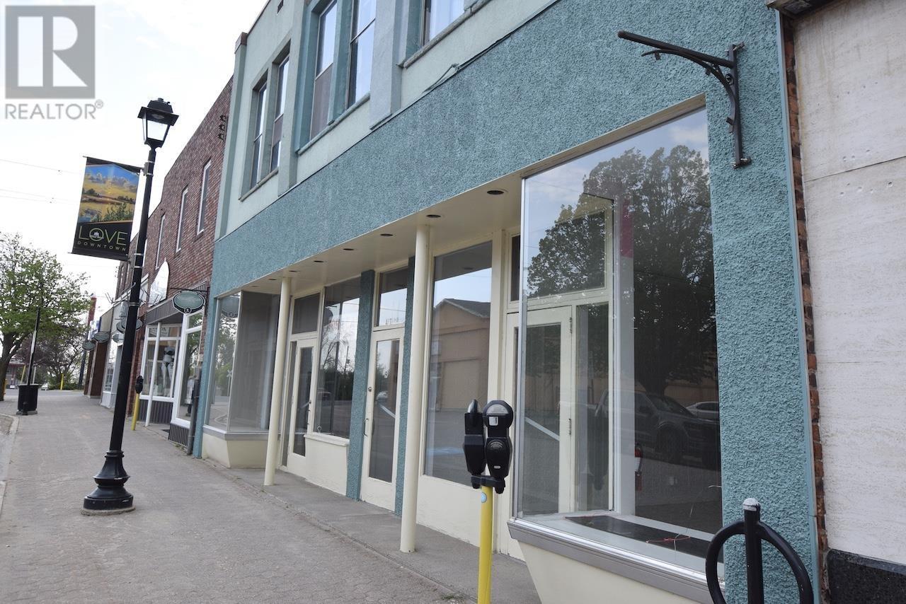 












9 Woodward AVE

,
Blind River,




Ontario
P0R1B0

