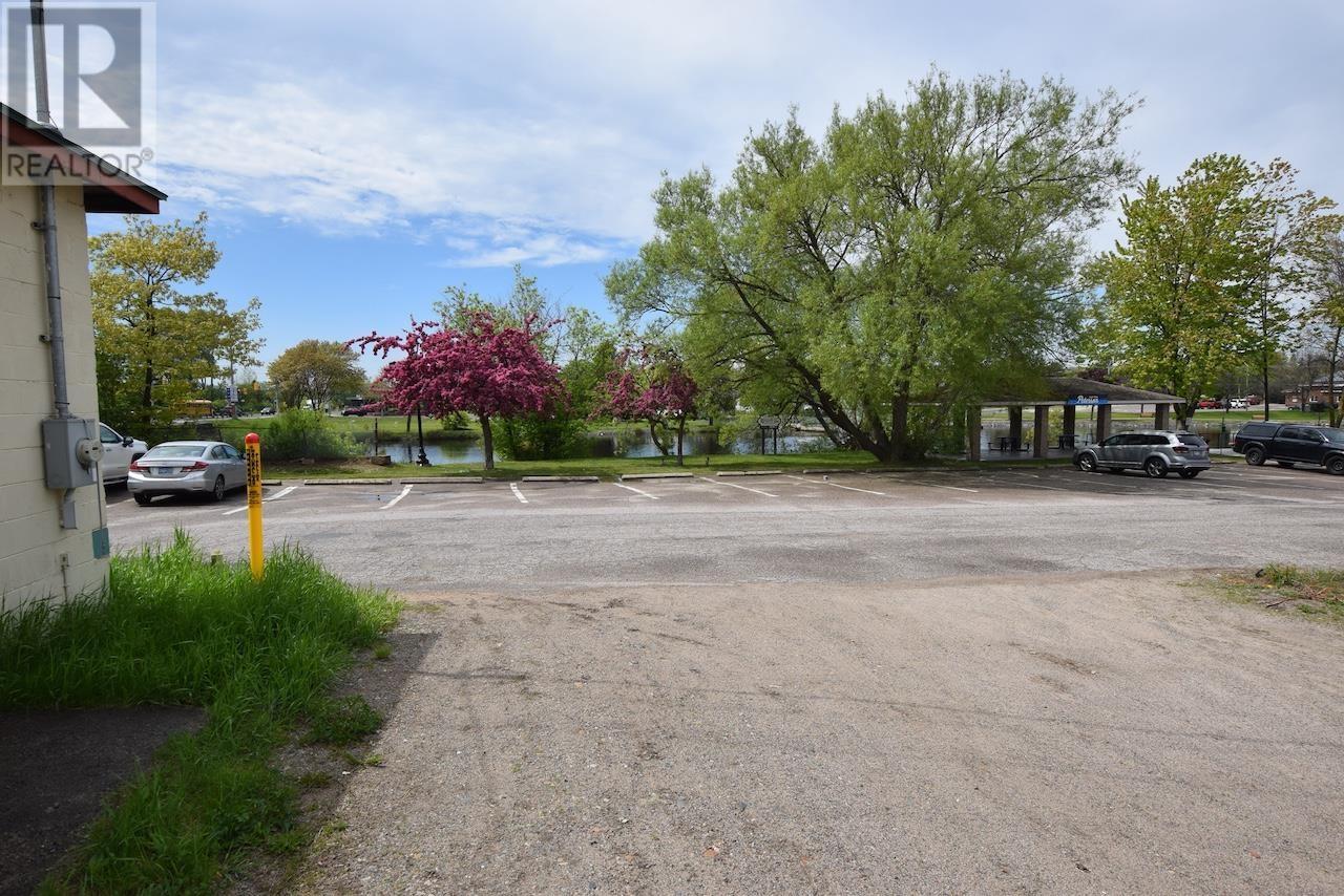 












9 Woodward AVE

,
Blind River,




Ontario
P0R1B0

