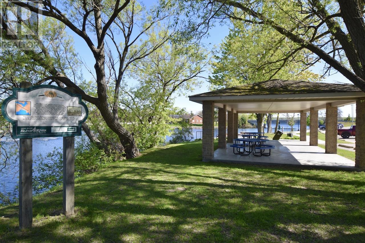 












9 Woodward AVE

,
Blind River,




Ontario
P0R1B0

