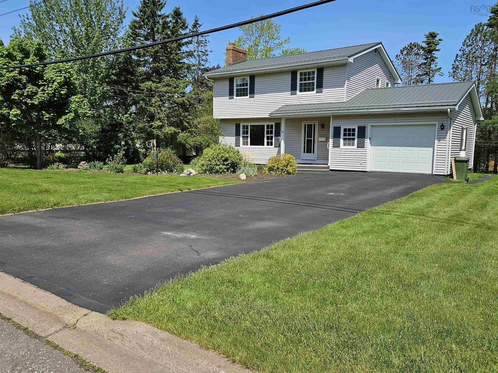 












13 Retson Drive, Bible Hill

,
Bible Hill,




NS
B2N 6H3

