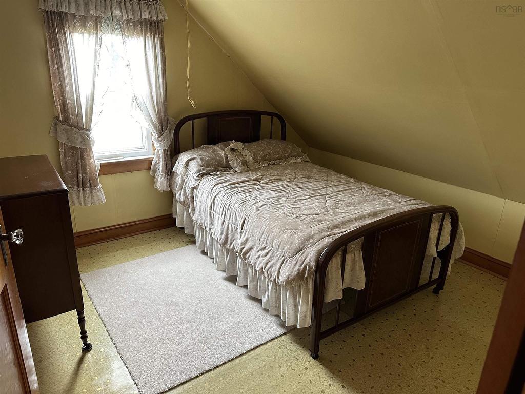 












183 Big Tancook Island Road

,
Big Tancook Island,




NS
B0J 3G0

