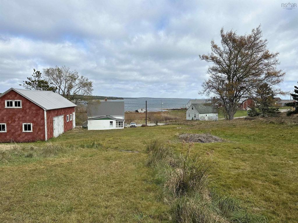












183 Big Tancook Island Road

,
Big Tancook Island,




NS
B0J 3G0

