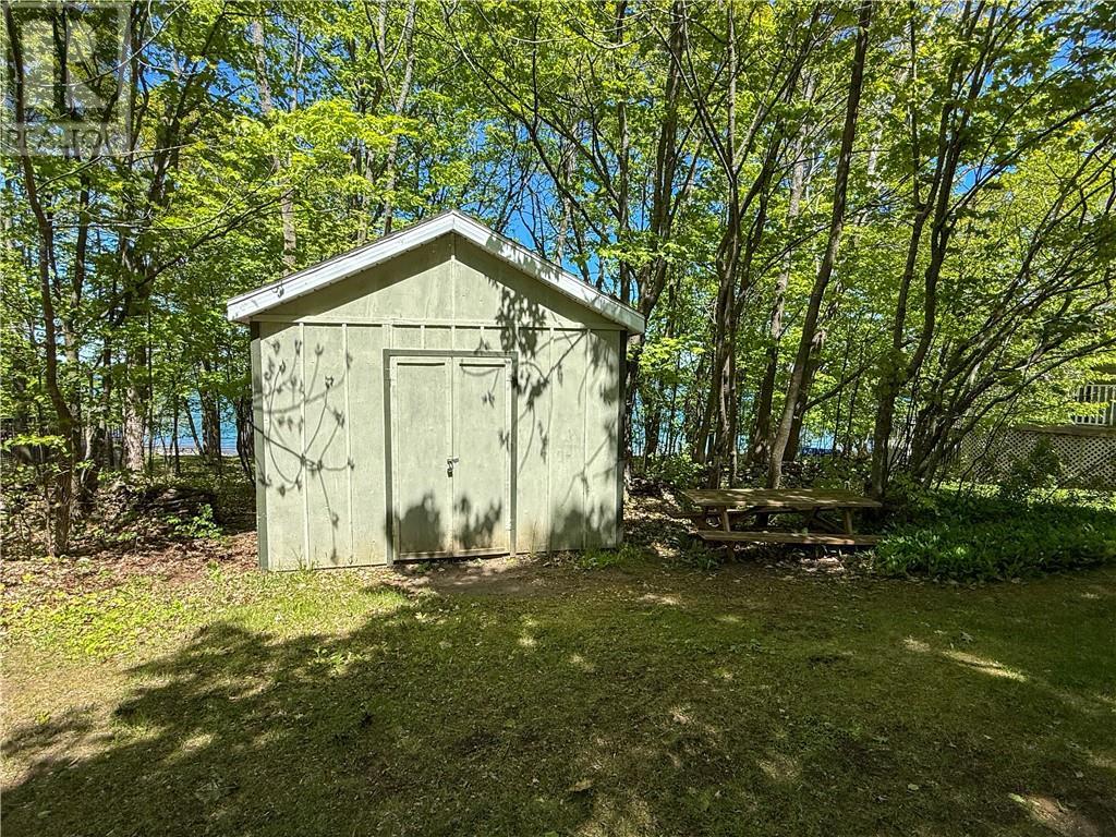 












118 Maple Drive

,
Kagawong, Manitoulin Island,




Ontario
P0P1J0

