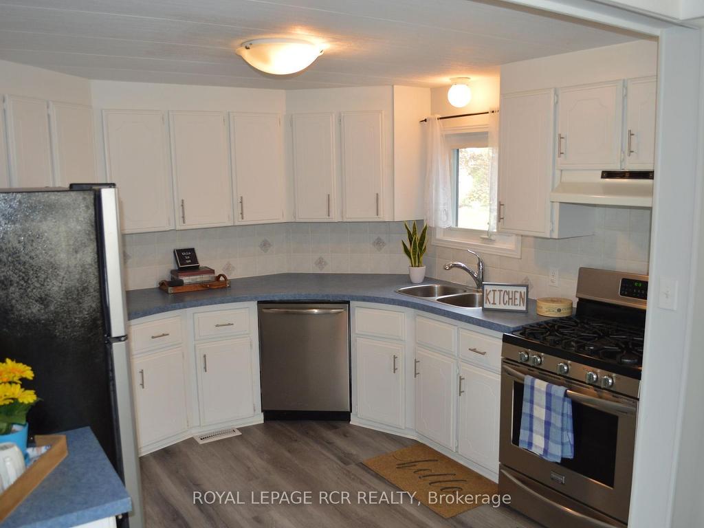 









4


Linden

Lane,
Innisfil,




ON
L9S 1P4

