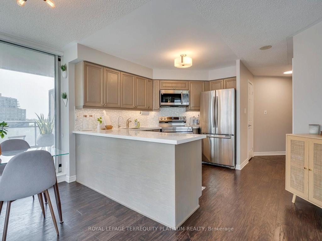 









228


Queens

Quay West, 702,
Toronto,




ON
M5J 2X1

