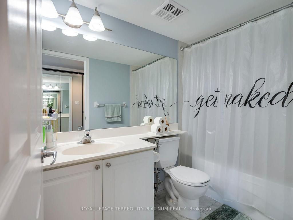 









228


Queens

Quay West, 702,
Toronto,




ON
M5J 2X1

