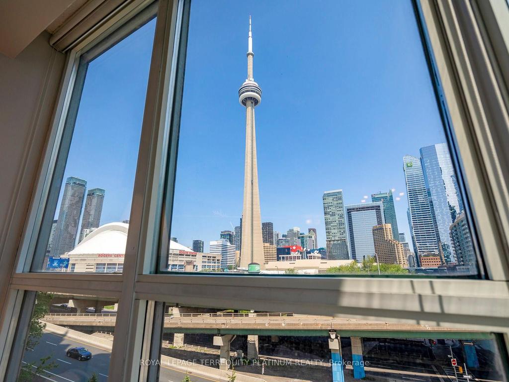 









228


Queens

Quay West, 702,
Toronto,




ON
M5J 2X1

