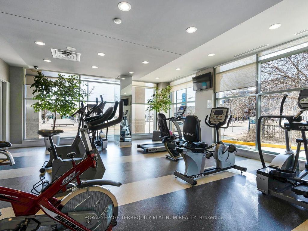 









228


Queens

Quay West, 702,
Toronto,




ON
M5J 2X1

