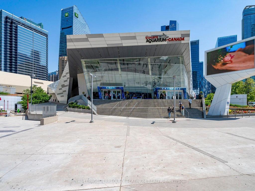 









228


Queens

Quay West, 702,
Toronto,




ON
M5J 2X1

