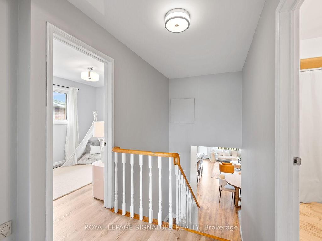 









1399


Underwood

Drive,
Mississauga,




ON
L4W 3M9

