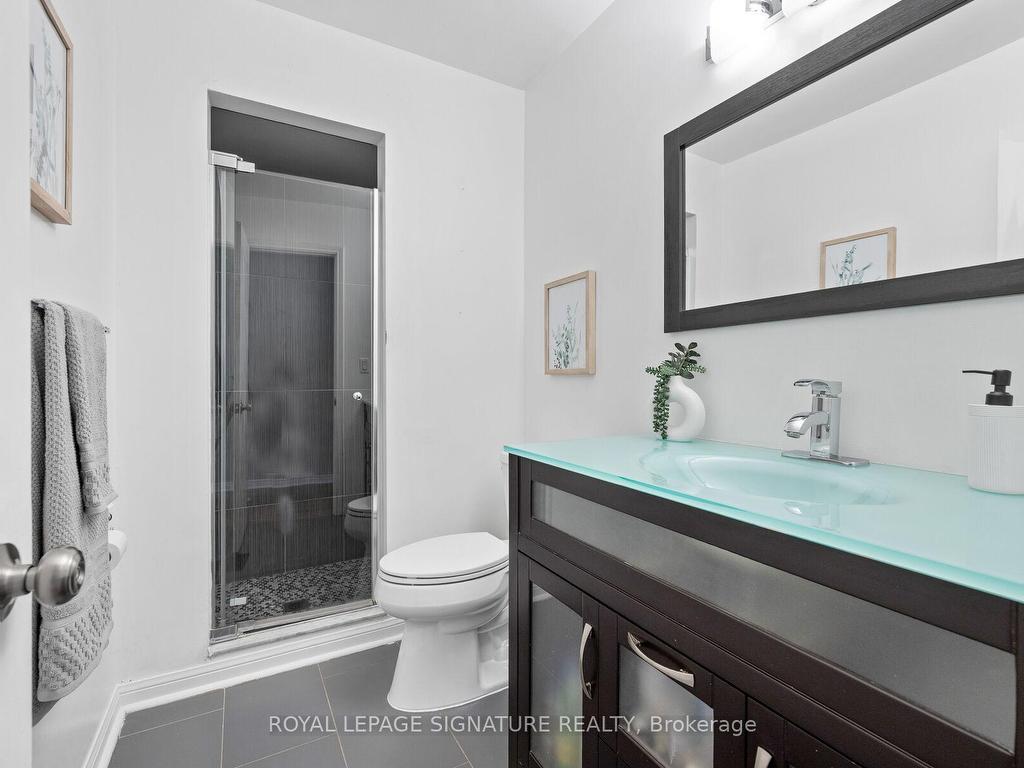 









1399


Underwood

Drive,
Mississauga,




ON
L4W 3M9

