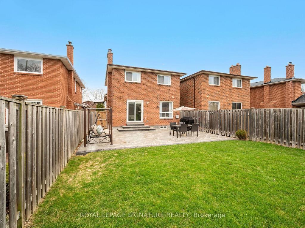 









1399


Underwood

Drive,
Mississauga,




ON
L4W 3M9

