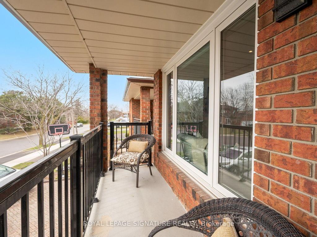









1399


Underwood

Drive,
Mississauga,




ON
L4W 3M9

