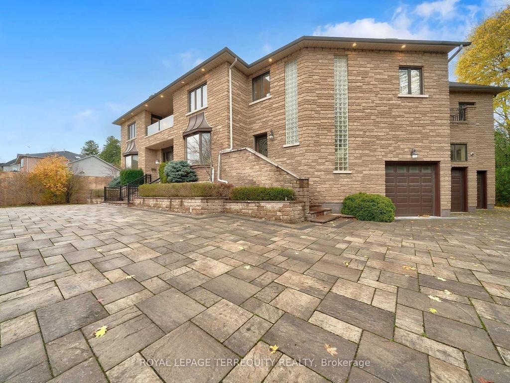 









166


Arnold

Avenue,
Vaughan,




ON
L4J 1B7

