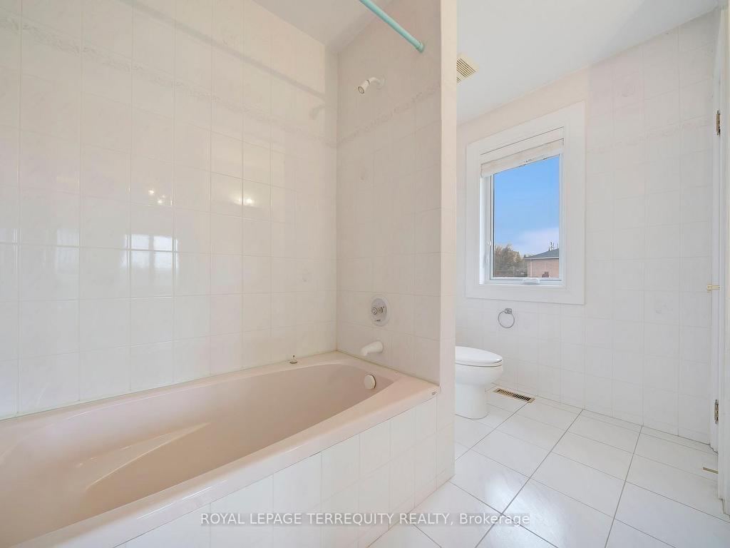 









166


Arnold

Avenue,
Vaughan,




ON
L4J 1B7

