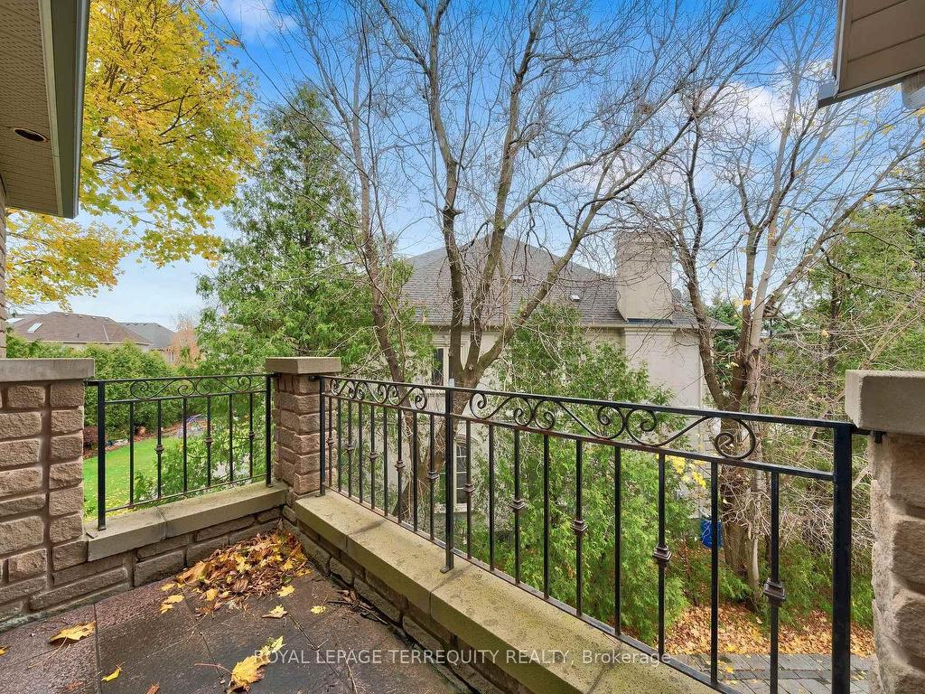 









166


Arnold

Avenue,
Vaughan,




ON
L4J 1B7

