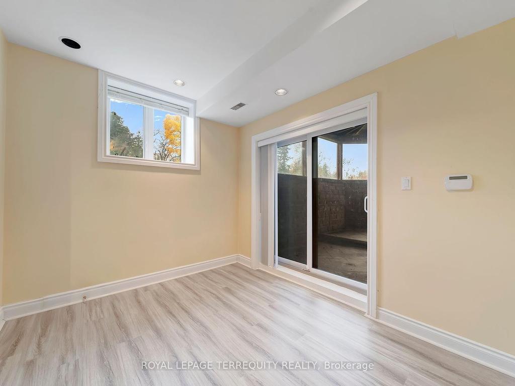 









166


Arnold

Avenue,
Vaughan,




ON
L4J 1B7

