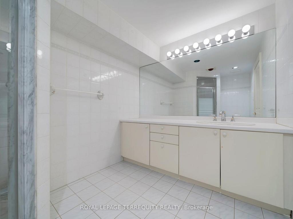 









166


Arnold

Avenue,
Vaughan,




ON
L4J 1B7

