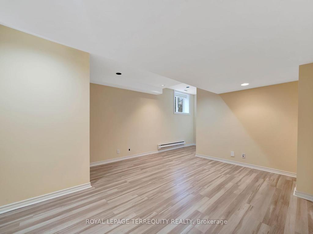 









166


Arnold

Avenue,
Vaughan,




ON
L4J 1B7

