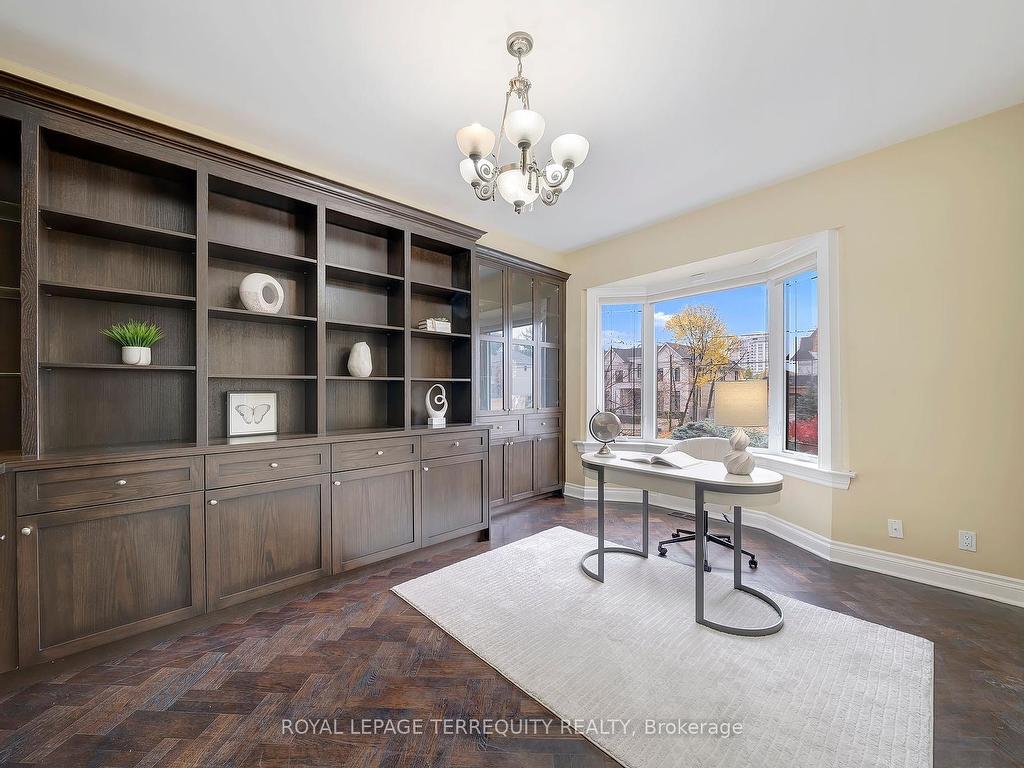 









166


Arnold

Avenue,
Vaughan,




ON
L4J 1B7

