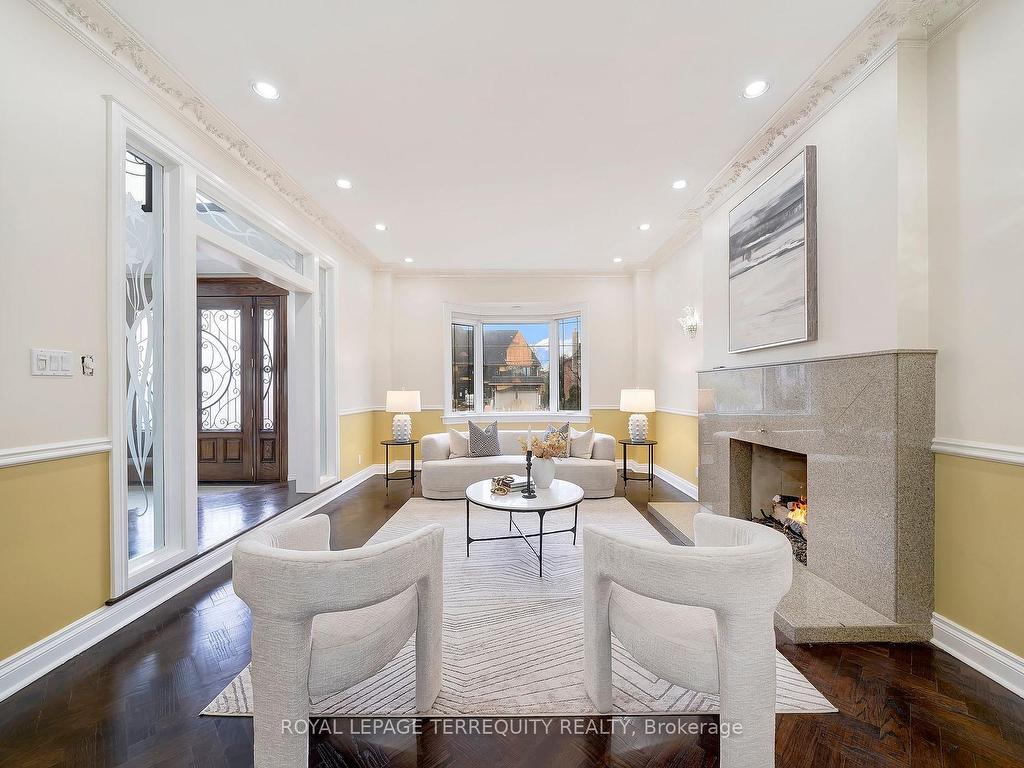 









166


Arnold

Avenue,
Vaughan,




ON
L4J 1B7

