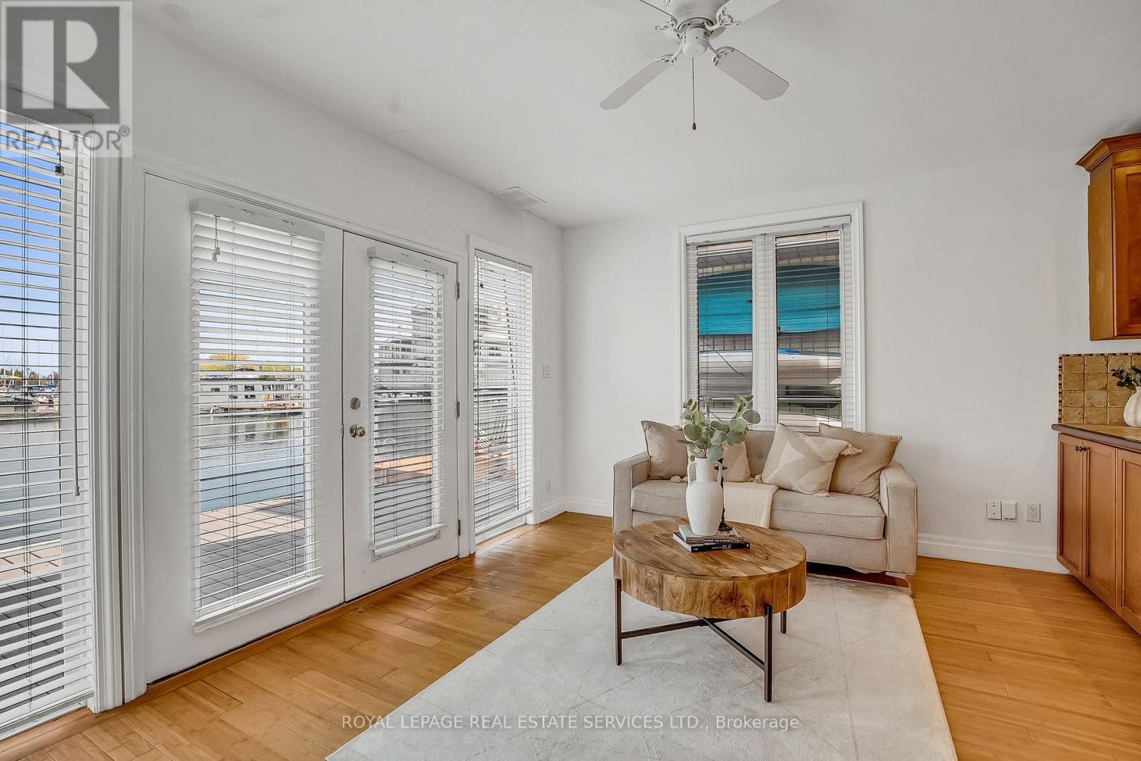 












8 - 7 BRIMLEY ROAD S

,
Toronto,




Ontario
M1M3W3

