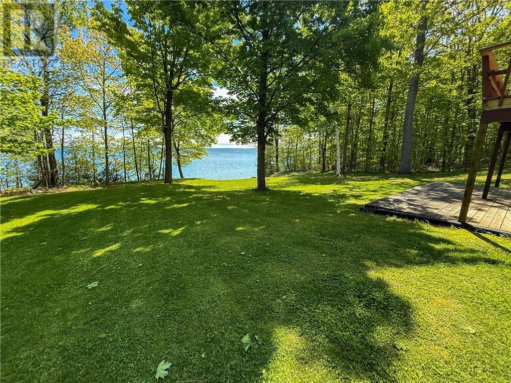 












28 Paul's Point Lane

,
Mindemoya, Manitoulin Island,




Ontario
P0P1S0

